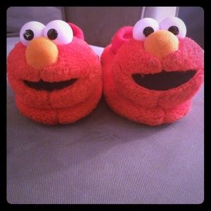 Elmo slippers